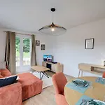 Plumeria - A 2min De Apartamento Tours