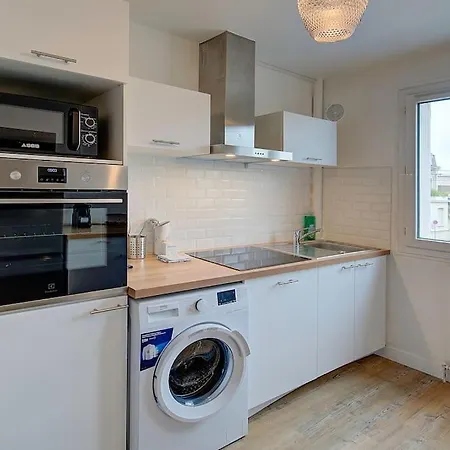 Plumeria - A 2min De Tours