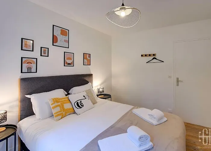 Plumeria - A 2min De Apartament Tours