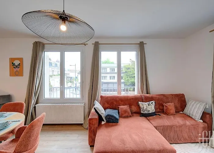 Apartament Plumeria - A 2min De *
